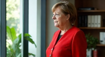 Ich bin Angela Merkel (Politikerin, 69 Jahre) (9/10)